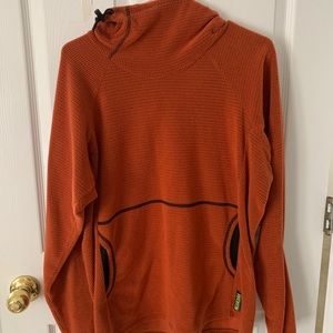 Melanzana Microgrid Fleece